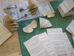 Dekoration aus Buchseiten - Projekt lebendes Buch